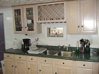1st image of 124 Richardson Dr