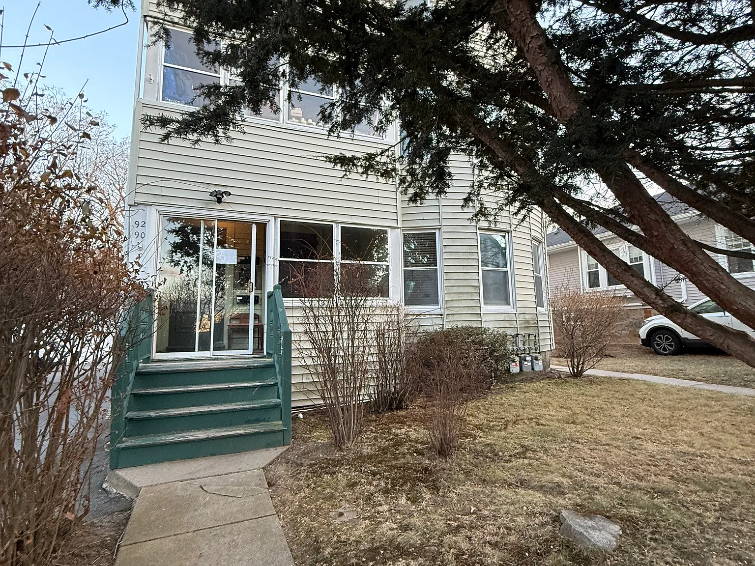 4 bed, 1400 sqft, $2,600 — Photo 2