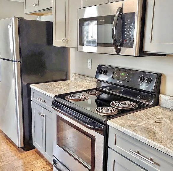 430 Walker Cir — Photo 7