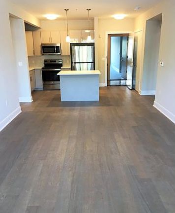 2nd image of 461 Palisades Blvd APT 209