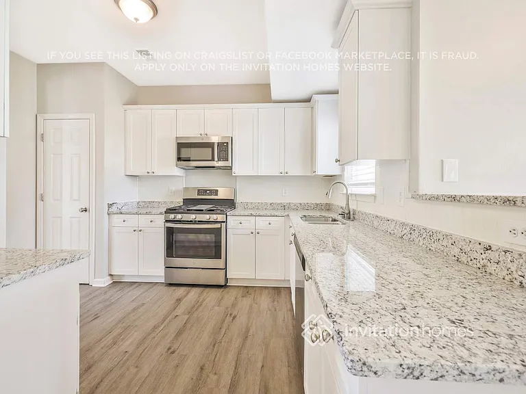 1721 Freiburg Dr — Photo 9