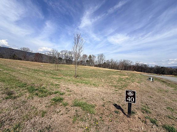 2nd image of 40 River Ridge Rd