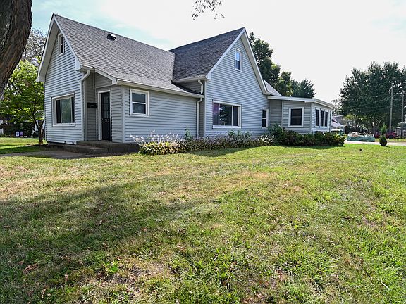 2nd image of 703 E Main St
