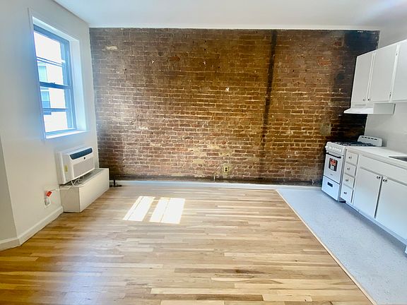 4th image of 115 4th Pl APT 4A