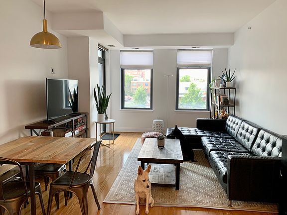 4th image of 525 N Fayette St Unit 313