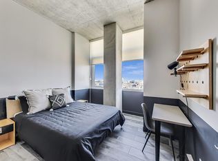 171 N Aberdeen St #604, Chicago, IL 60607