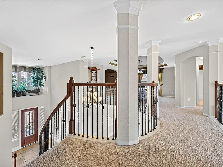 9735 Lansing Meadows Dr — Photo 32