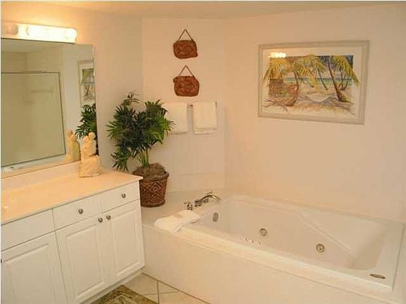 5th image of 15300 Emerald Coast Pkwy Unit 804