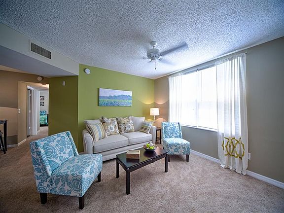 Spacious Living Area at Courtney Manor