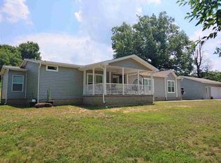 8271 S Martz Water St, Clay City, IN 47841