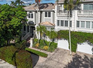 991 8th St S ##1, Naples, FL 34102