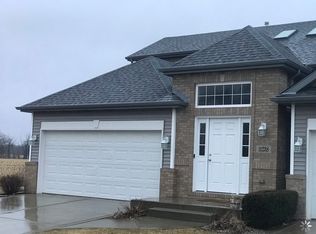 11238 Pike Pl, Winfield, IN 46307