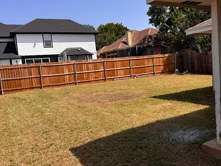 3752 Brett Dr — Photo 4