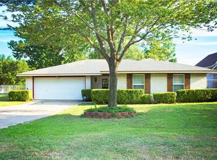 1330 Elsmere Dr, Duncanville, TX 75116
