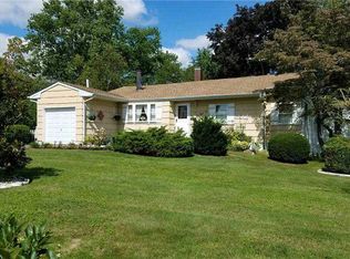 147 Orourke St, Brentwood, NY 11717