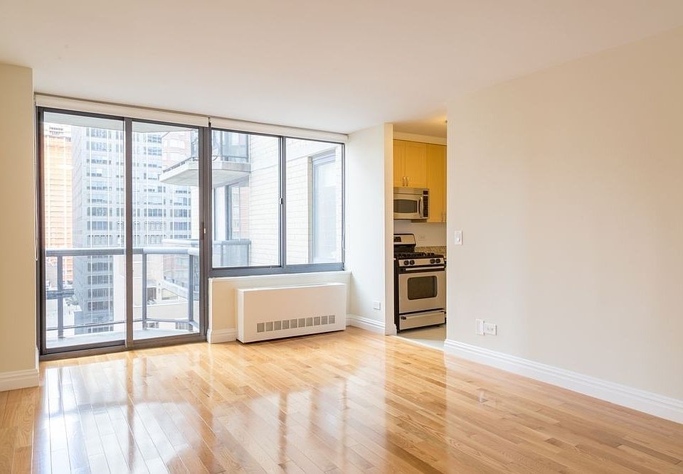 1st image of 235 W 48th St APT 17N