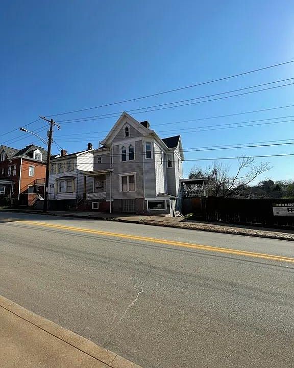1st image of 509 S Main St #1