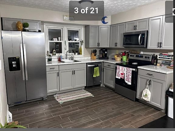 3rd image of 222 Park Grove Ave