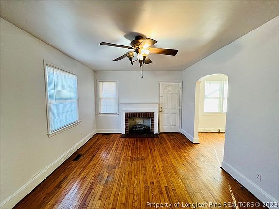 2nd image of 1503 N Pine St