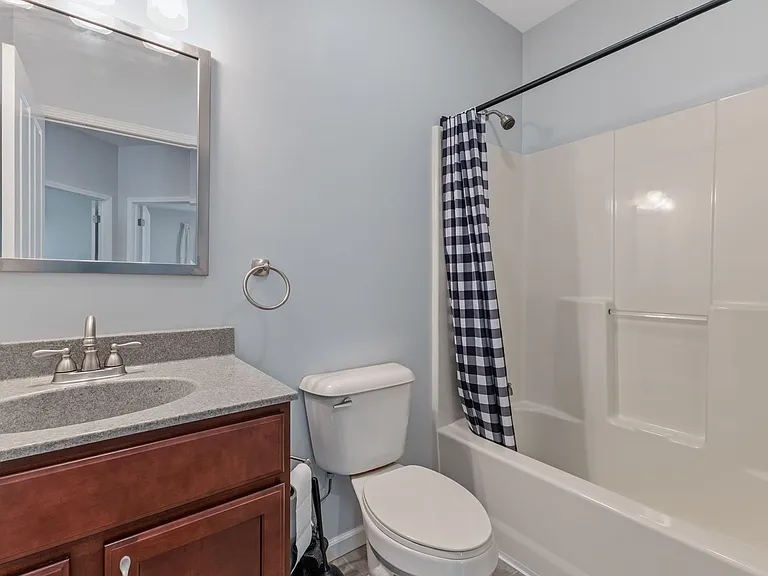 2419 Destiny Ct E — Photo 11