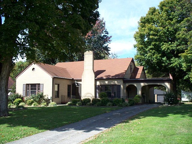 1st image of 303 Cleveland Ave