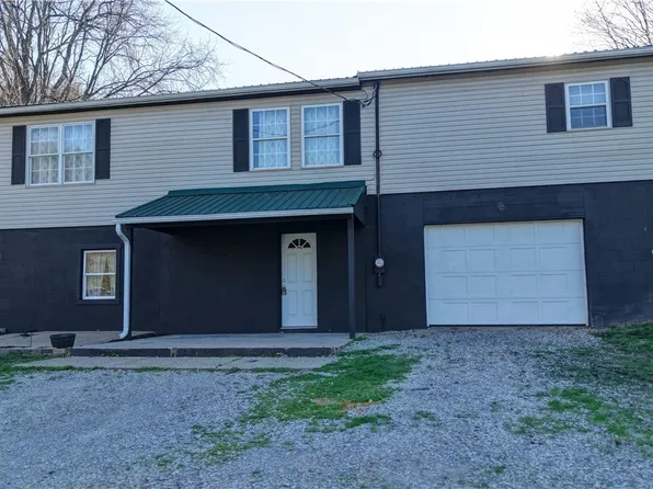 4747 Indian Hill Rd SE, Uhrichsville, OH 44683