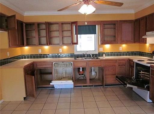 3rd image of 96 Overton Dr