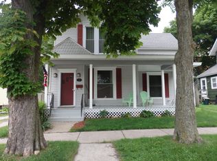 206 Walnut St, Manistee, MI 49660