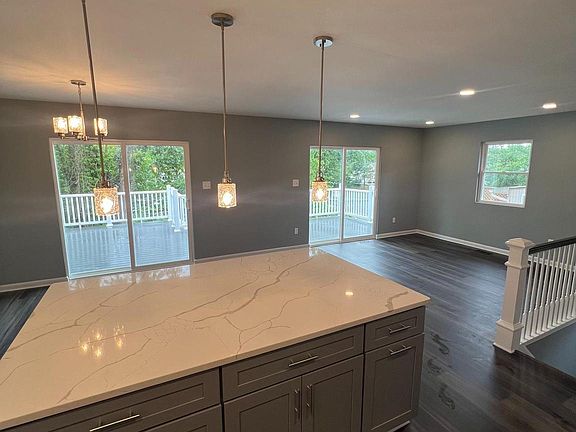 2nd image of 8020 Forest Glen Dr