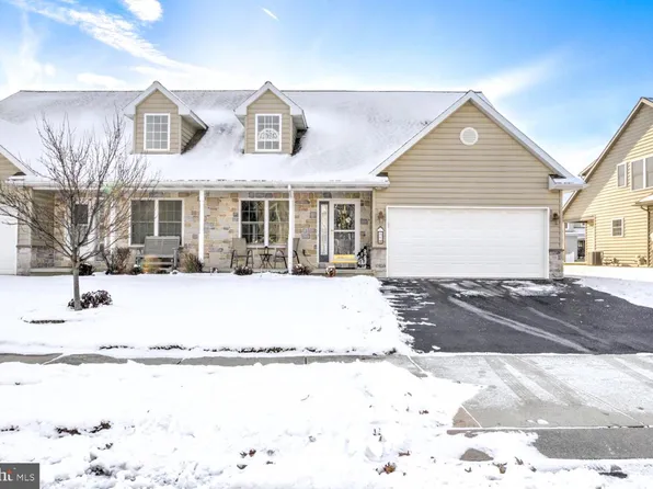 66 Agape Dr, Ephrata, PA 17522