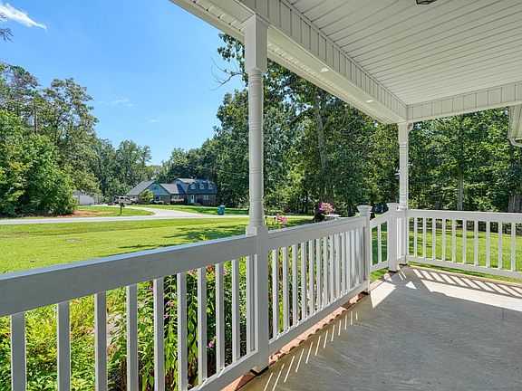 3rd image of 126 Draytonville Hts