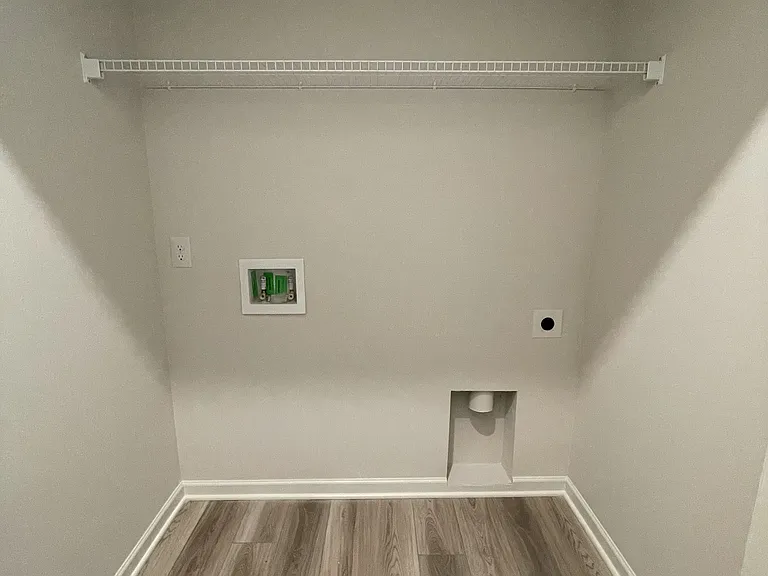 464 Alcott Way — Photo 6