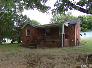 535 Columbia Ave, Ramseur, NC 27316