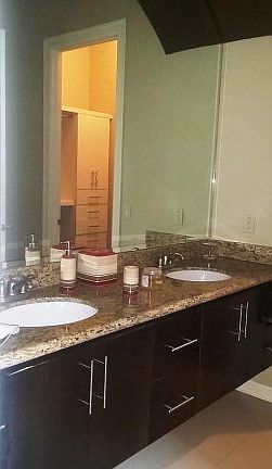 4th image of 4604 Savannah Ave