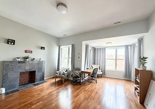 5134-5142 S Ingleside Ave #3C Photo 1