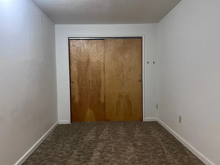 772 S Main St #B — Photo 5