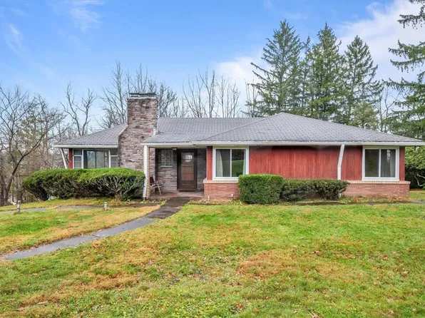 273 Hilltop Dr, Cheswick, PA 15024