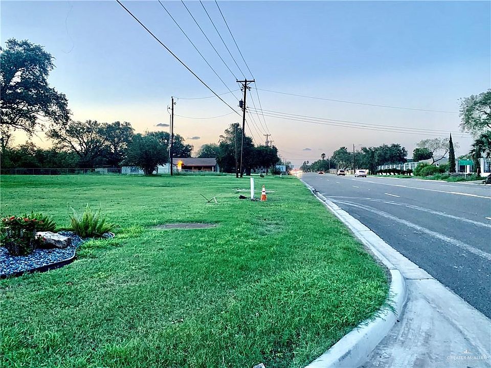 2nd image of 3421 N Shary Rd