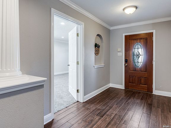 4th image of 1656 Yucca Park