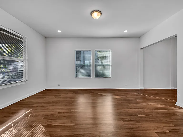 2348 Court R — Photo 11