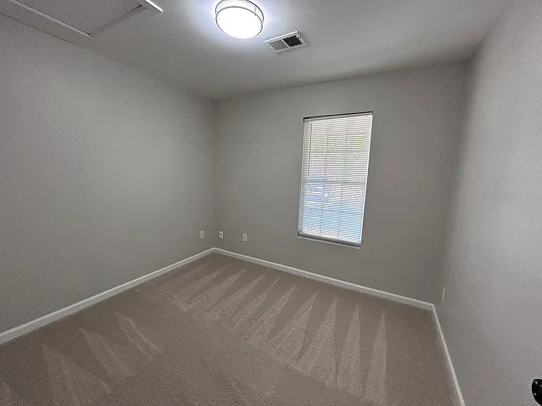 2318 Purdy Ave — Photo 20