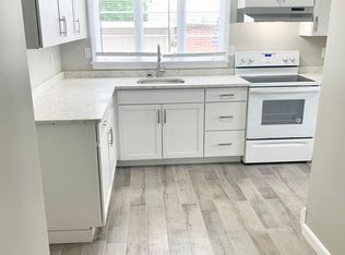 1 Cameron St #1, Pawtucket, RI 02861