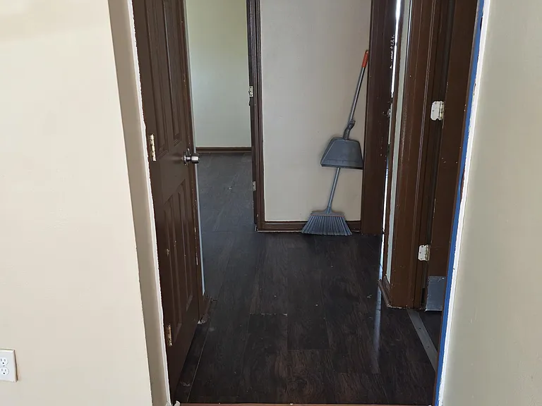 31234 Sheridan St — Photo 3