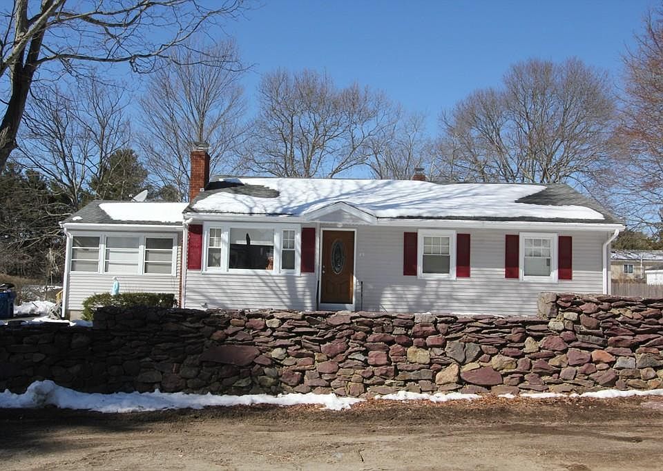 1st image of 43 Eugenia St