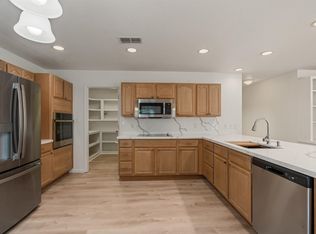 100 Royal Way Dr APT 10A, Del Rio, TX 78840