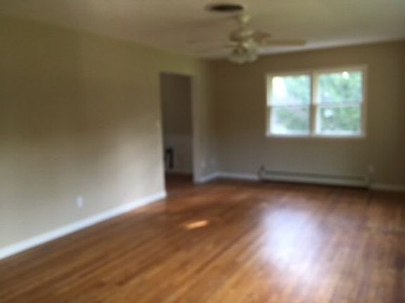 2nd image of 513 Wilkin Ave