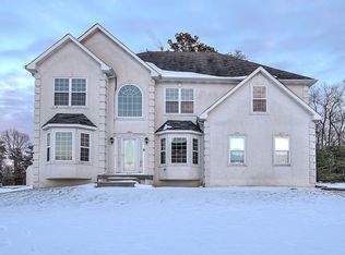 501 Kimberly Dr, Millville, NJ 08332