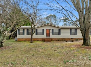 1309 Lane Rd, Mount Holly, NC 28120