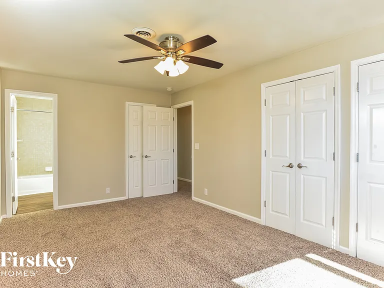 119 Melanie Dr — Photo 8