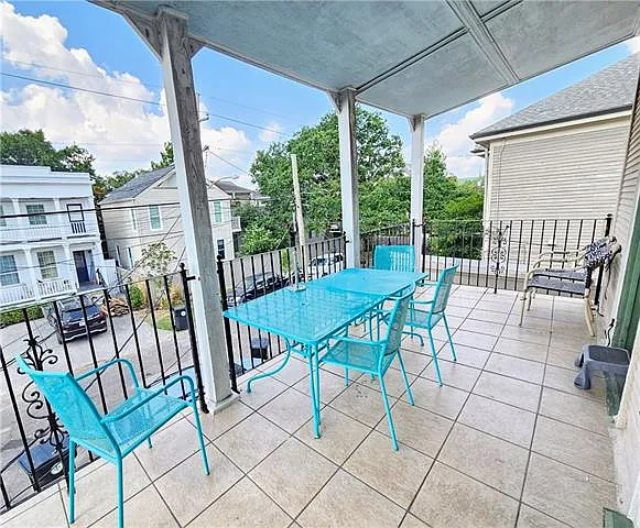 3935 Coliseum St — Photo 4
